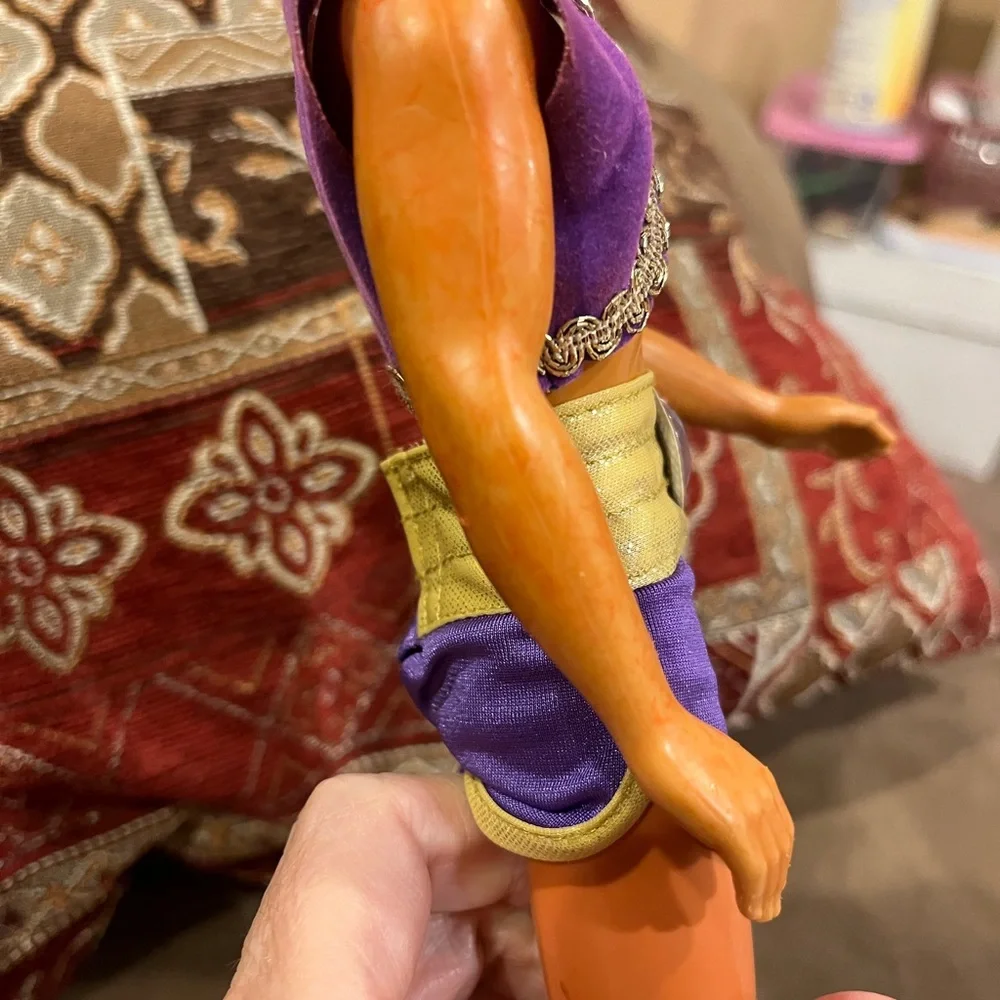 Aladdin Water Jewel Magic doll from Disney 1993